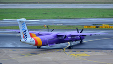 Bombardier Dash 8 Q400_5.jpg